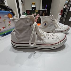 Converse Chuck Taylor White Barely used High Top size 11